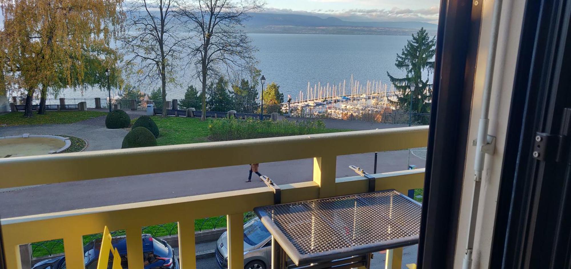 Petit Studio Hyper Centre Vue Lac Thonon-O-Phil-De-L-Eau Exterior photo